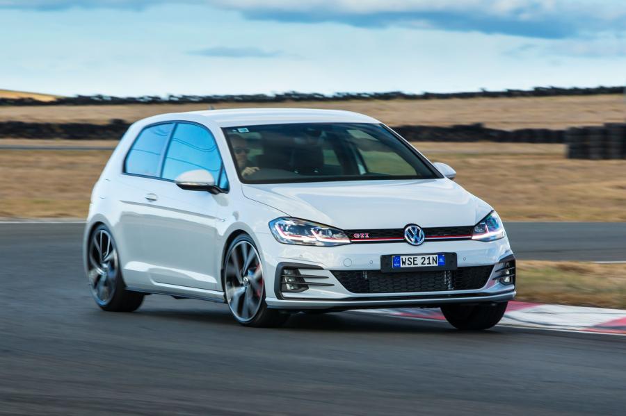 Volkswagen Golf GTI Performance Edition 1 3-Door (Typ 5G) (AU) '2017